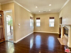 3844 Tilden Ave in Culver City, CA - Building Photo - Building Photo