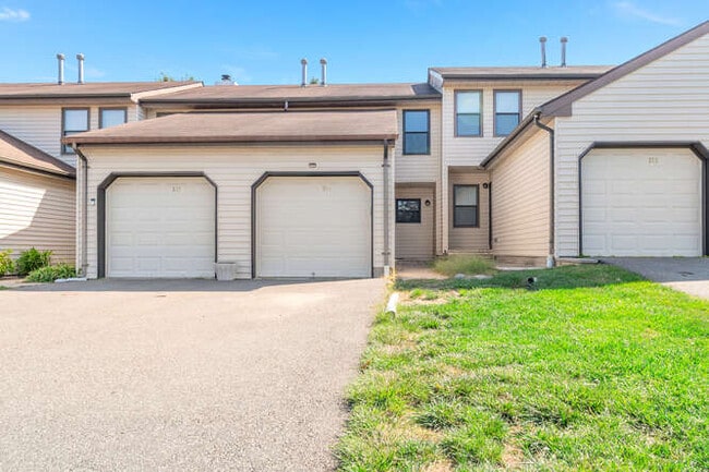 134 Locust Ct