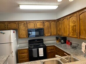 141 E Boyd Dr in Baton Rouge, LA - Building Photo - Building Photo