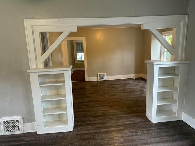 3427 W Michigan Ave in Kalamazoo, MI - Foto de edificio - Building Photo