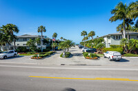 Surfside Club in Naples, FL - Building Photo - Building Photo