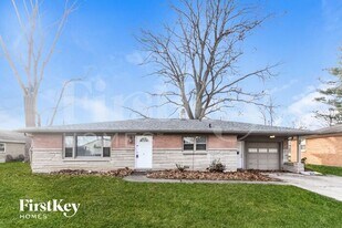 336 Wayside Dr in Plainfield, IN - Building Photo