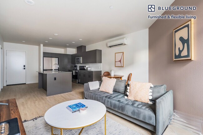 1955 129th Ave NE-Unit -FL6-ID1000 in Bellevue, WA - Building Photo - Building Photo