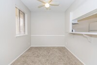 Castlewood Apartments photo'