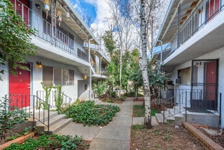 310 S Auburn St in Grass Valley, CA - Foto de edificio - Building Photo