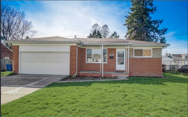 property at 20957 La Salle Blvd