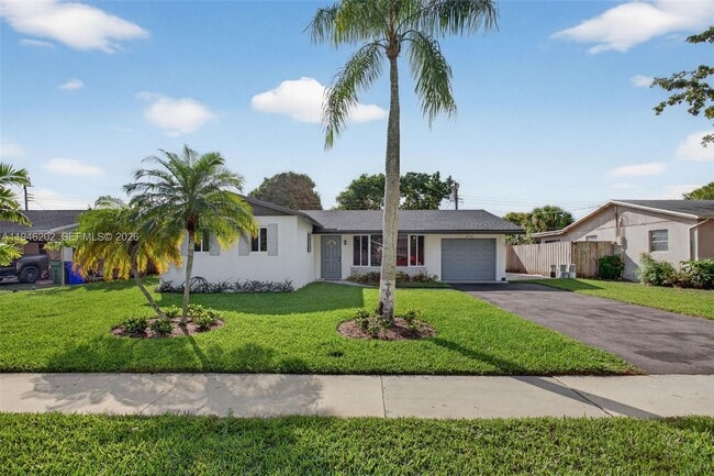 6720 NW 6th Ct in Margate, FL - Building Photo - Building Photo