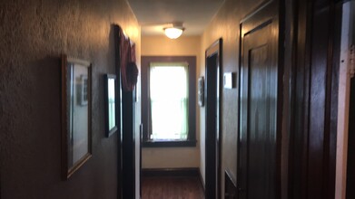 957 St Anthony Ave in St. Paul, MN - Building Photo - Building Photo