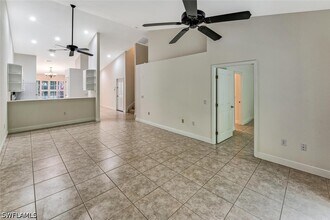 3555 Avion Woods Ct in Naples, FL - Building Photo - Building Photo