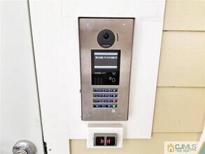 510 Hamilton St-Unit -201 in Franklin Township, NJ - Building Photo - Building Photo