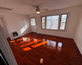 3588 N Jackson Hwy in Glasgow, KY - Building Photo - Building Photo