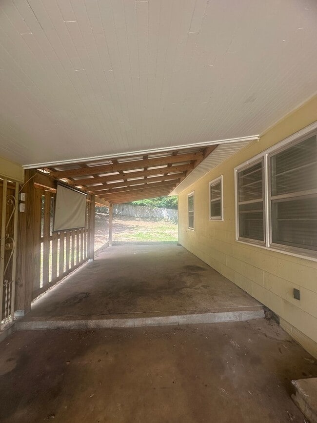 111 Hillcrest Loop in Enterprise, AL - Building Photo - Building Photo
