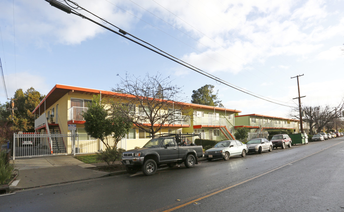 Garden Villa Apartments in San Jose, CA - Foto de edificio