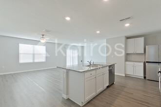 8614 SW 43rd Ter in Ocala, FL - Building Photo - Building Photo
