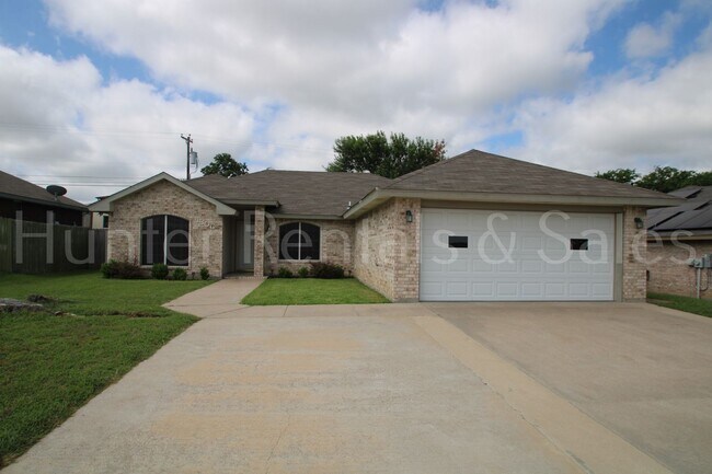 property at 1806 Granex Dr