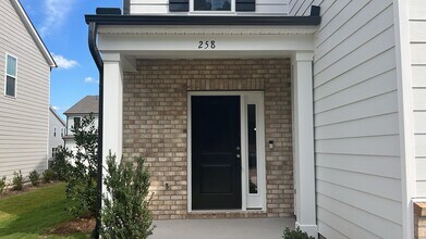 258 Broomside Ave in Garner, NC - Building Photo - Building Photo