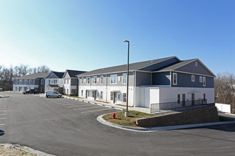 North Creek Apartments in Warrensburg, MO - Building Photo - Building Photo