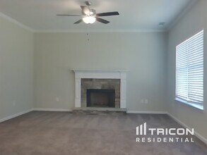 335 Melody Ln in Cartersville, GA - Building Photo - Building Photo