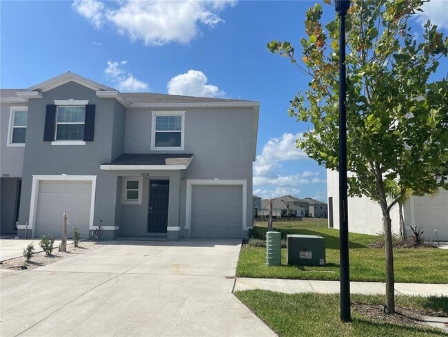 33078 Major Oak Dr in Wesley Chapel, FL - Building Photo - Building Photo