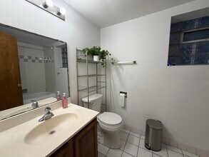 1969 W Evergreen Ave, Unit G in Chicago, IL - Building Photo - Building Photo