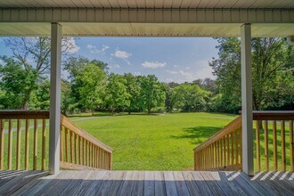 502 Old Dandridge Pike in Strawberry Plains, TN - Building Photo - Building Photo
