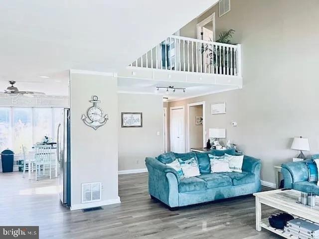 property at 1874 Merrimac Dr