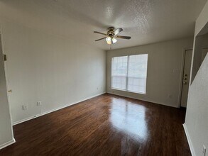 1709 Kylie Cir, Unit Apt B in Killeen, TX - Building Photo - Building Photo
