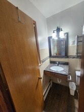 605 30th Ave W, Unit #4 in Alexandria, MN - Foto de edificio - Building Photo