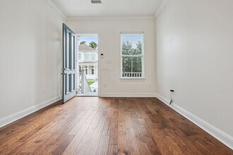 2621 Soniat St in New Orleans, LA - Building Photo - Building Photo