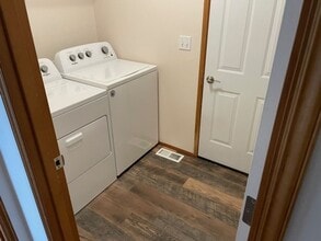 2442 Highlandview Dr in East Wenatchee, WA - Building Photo - Building Photo