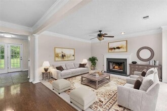 405 Mt Vernon Ct in Woodstock, GA - Foto de edificio - Building Photo