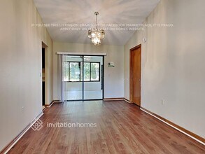 1060 Colony Arms Dr in Lakeland, FL - Foto de edificio - Building Photo