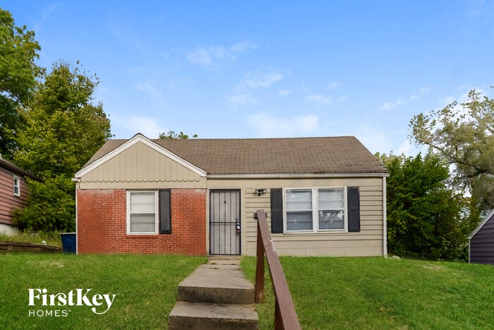 7908 Park Ave in Kansas City, MO - Building Photo