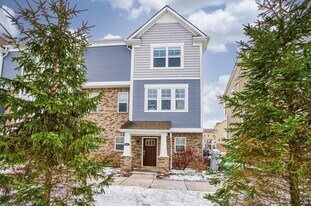 645 Jenny Wy in Brighton, MI - Building Photo