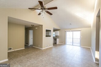 3479 Valley Oaks Rd in Stonecrest, GA - Building Photo - Building Photo