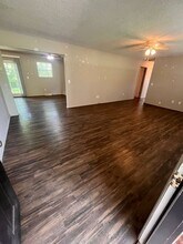 1937 E Edgewood St in Springfield, MO - Building Photo - Building Photo