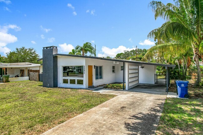 2291 SW 34th Terrace in Fort Lauderdale, FL - Building Photo - Building Photo