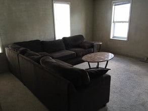 354 East St in Bloomsburg, PA - Foto de edificio - Building Photo