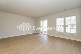 128 Bloomsbury St in Goose Creek, SC - Building Photo - Building Photo