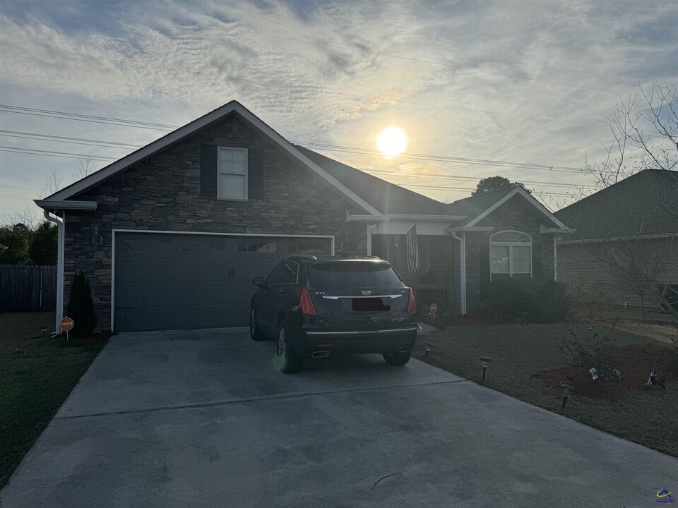223 Edgarton Way in Bonaire, GA - Building Photo