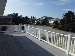 4409-4411 Ocean View Ave in Virginia Beach, VA - Building Photo - Building Photo