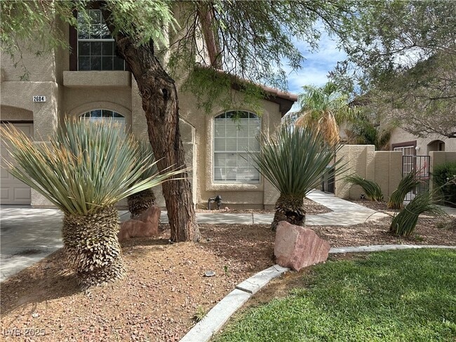 property at 2604 Ponderosa Pine Ave