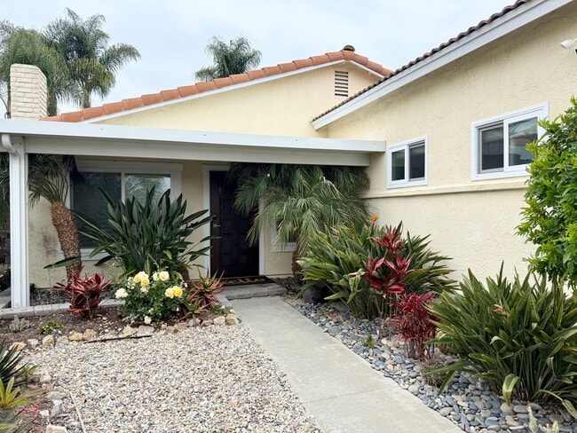 property at 701 Shadow Tree Dr