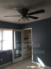 650 Lee Rd in Hinesville, GA - Foto de edificio - Building Photo