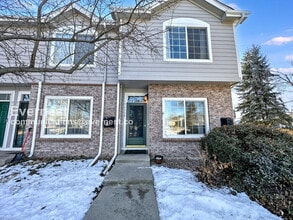 9600 W Chatfield Ave in Littleton, CO - Building Photo - Building Photo