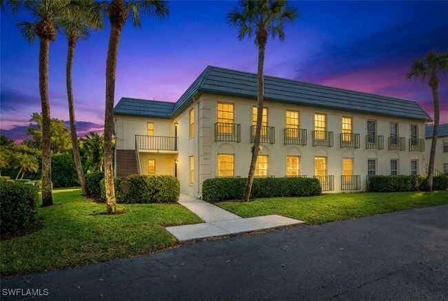 208 Bobolink Way in Naples, FL - Building Photo - Building Photo