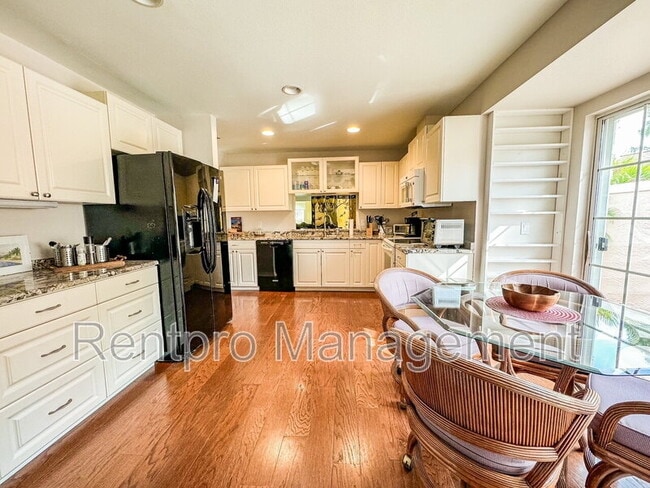 5574 Chanteclaire in Sarasota, FL - Building Photo - Building Photo