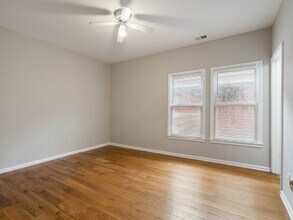 894 Beecher St SW, Unit Front in Atlanta, GA - Building Photo - Building Photo