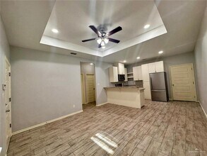 17 West Dr in Pharr, TX - Building Photo - Building Photo