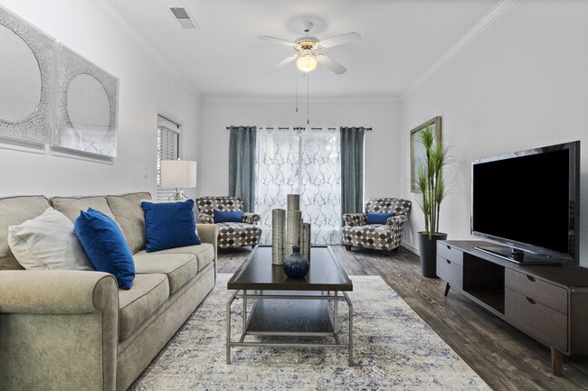 Vineyard Springs in San Antonio, TX - Building Photo - Building Photo